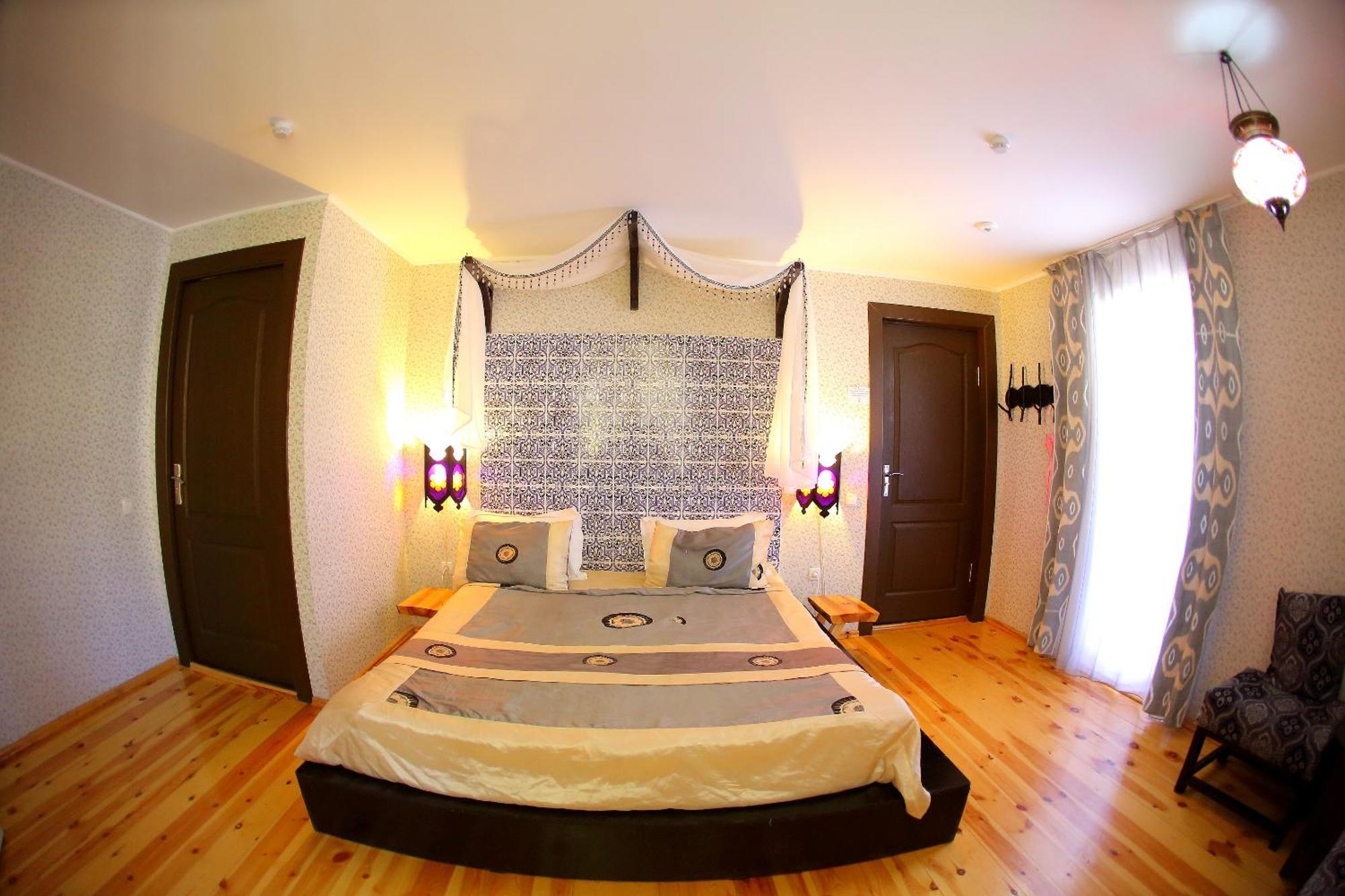 Boutigue Hotel Nebesa Chimgan Eksteriør billede