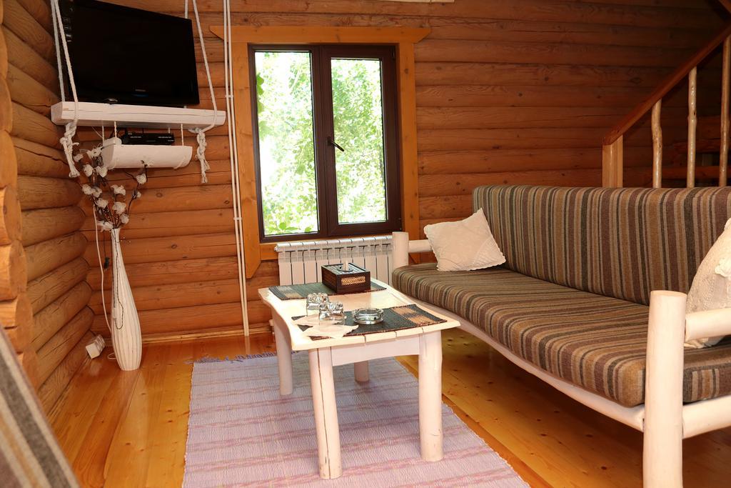 Boutigue Hotel Nebesa Chimgan Eksteriør billede